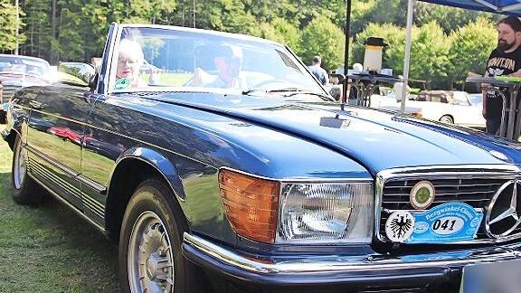 Bei der Bergwinkel Classik in Schl&uuml;chtern sind viele sch&ouml;ne Oldtimer zu sehen.