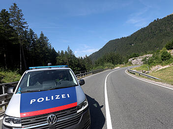 Deutscher stirbt bei Unfall auf Fernpassstra&szlig;e in Tirol