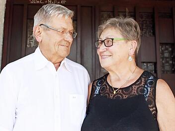 Das Fest der goldenen Hochzeit feierte in Krum das Ehepaar Maria und Heinz Watzka. Foto: Christiane Reuther