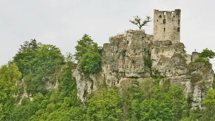 Die Burgruine Neideck bei Streitberg Foto: Barbara Herbst