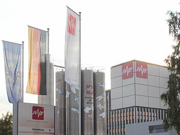 1,75 Millionen Euro fehlen beim Kulmbacher Gewürzhersteller Raps in der Kasse. Die Firmengelder soll der Ex-Manager von Raps Belgien veruntreut haben. Deswegen steht er in Hof vor Gericht. Foto: Christian Schuberth