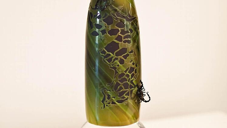 mpressionen vom Lampenglas-Workshop im Glasmuseum Rosenau: Objekt von Olaf SchönherrFoto: Jochen Berger