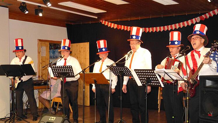 Öschebach außer Rand und Band. Foto: Thomas Reuter