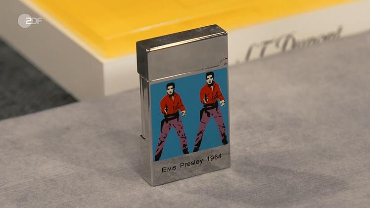 Das limitierte Dupont-Feuerzeug mit Elvis-Motiv von Andy Warhol aus dem Jahr 2007 wurde auf 250 bis 300 Euro gesch&auml;tzt. Als Elvis-Fan zahlte Sarah Schreiber gerne 250 Euro.