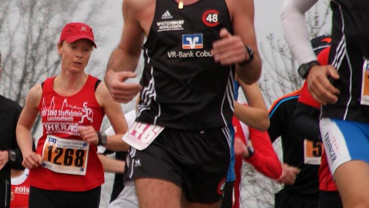 Katja Messerer vom TSV Staffelstein (Nr. 1268) belegte in der AK 35 einen guten neunten Platz (Gesamt-57.). Foto: Mario Deller