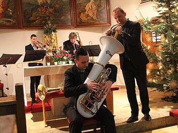 Erwies sich als ausgesprochen vielseitig und kreativ: Das Posaunenquartett "Consortium Musicum" begeisterte das Loffelder Publikum mit Klangwelten in fränkischer Tradition. Foto: Gerda Völk