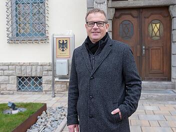 Matthias Hümmler verlässt das Bundeswehr-Dienstleistungszentrum in Hammelburg.  Foto: Andrea Rippstein