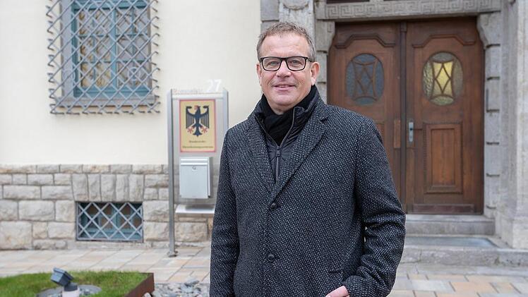 Matthias Hümmler verlässt das Bundeswehr-Dienstleistungszentrum in Hammelburg.  Foto: Andrea Rippstein