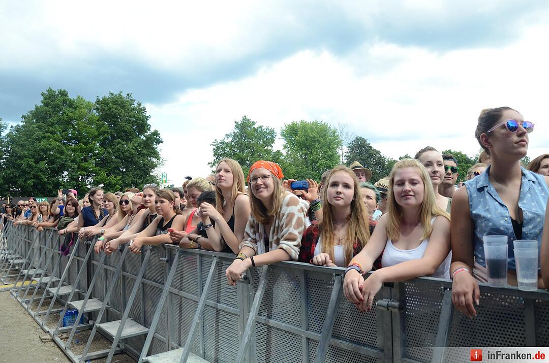 Rock im Park 2016 - Walking On Cars