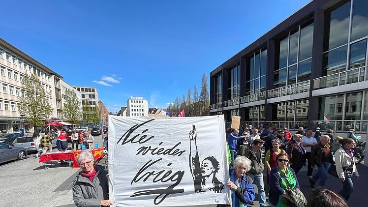 Nürnberg: Ostermärsche mit 1000 Personen: Demonstrationen in zwei Stadtteilen