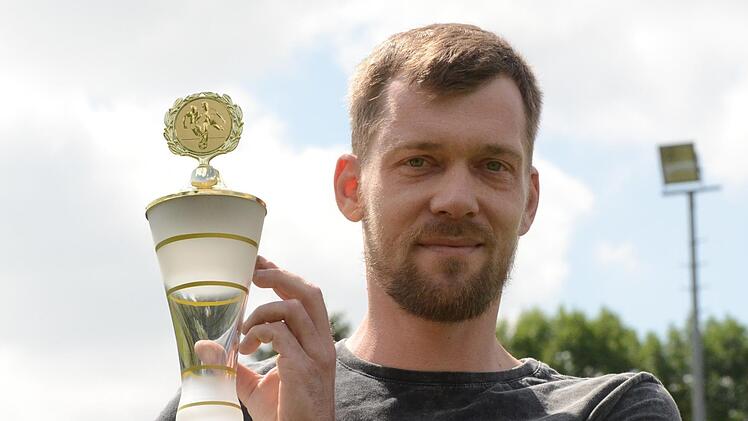 Einer von insgesamt sieben Personen aus dem Landkreis, die den Torjägerpokal der Saalezeitung gewannen: Andre Hofmann. Foto: Jürgen Schmitt