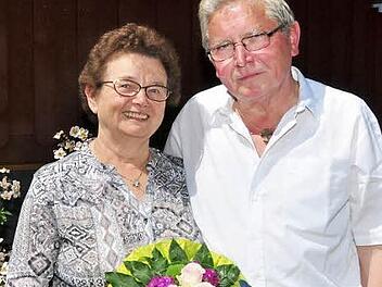 Sie sind seit 50 Jahren verheiratet: Berta und Erhard Ankenbrand aus Prappach feierten das Fest der goldenen Hochzeit.  Foto: Ulrike Langer
