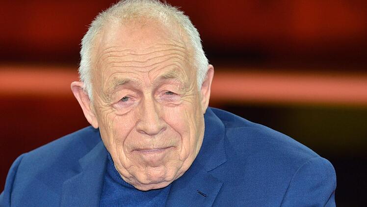 Der CDU - Politiker Heiner Gei&szlig;ler ist verstorben. Foto: dpa / Karlheinz Schindler