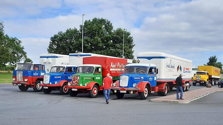 Kulmbach: Oldtimer-LKWs im M&ouml;nchshof zu Gast - Interessierte zu Besichtigung eingeladen