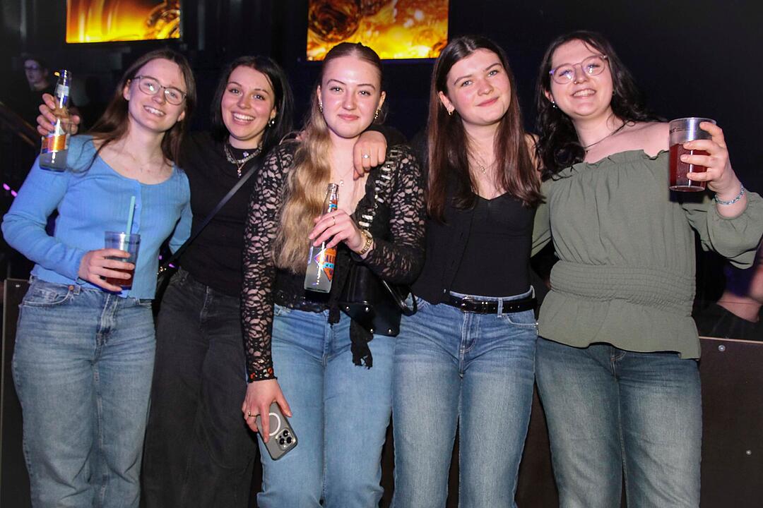 RADSPITZ live im Schwingen Nightlife