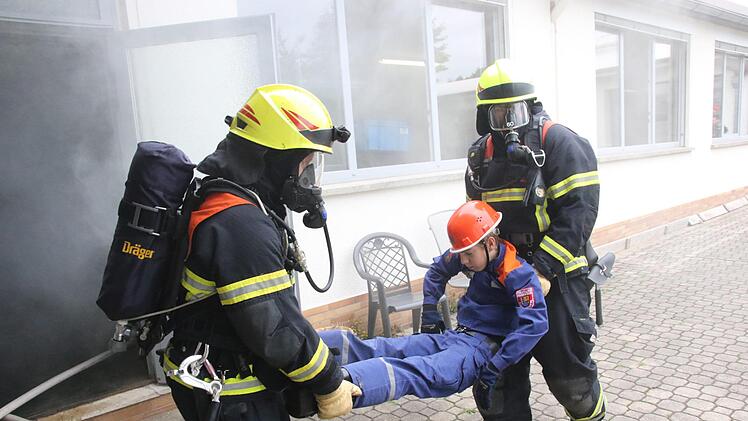 Großübung auf dem Gelände der Firma Srobanek Foto: Michael Stelzner