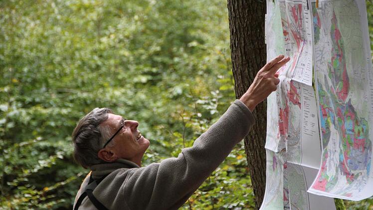 Der Forstbetrieb Bad Brückenau stellt sein Naturschutzkonzept vor. Foto: Ulrike Müller