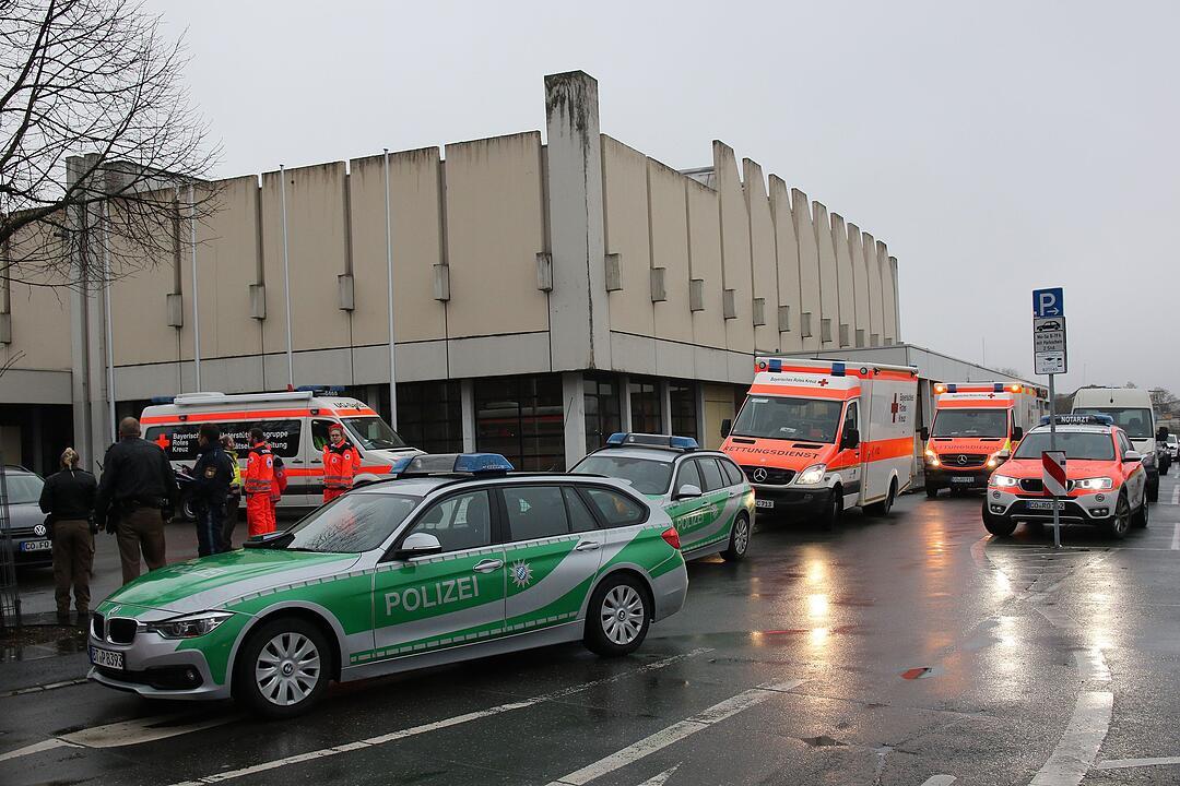 Coburg: SEK-Einsatz in Wohnung an Angerturnhalle – Haus wurde gestürmt