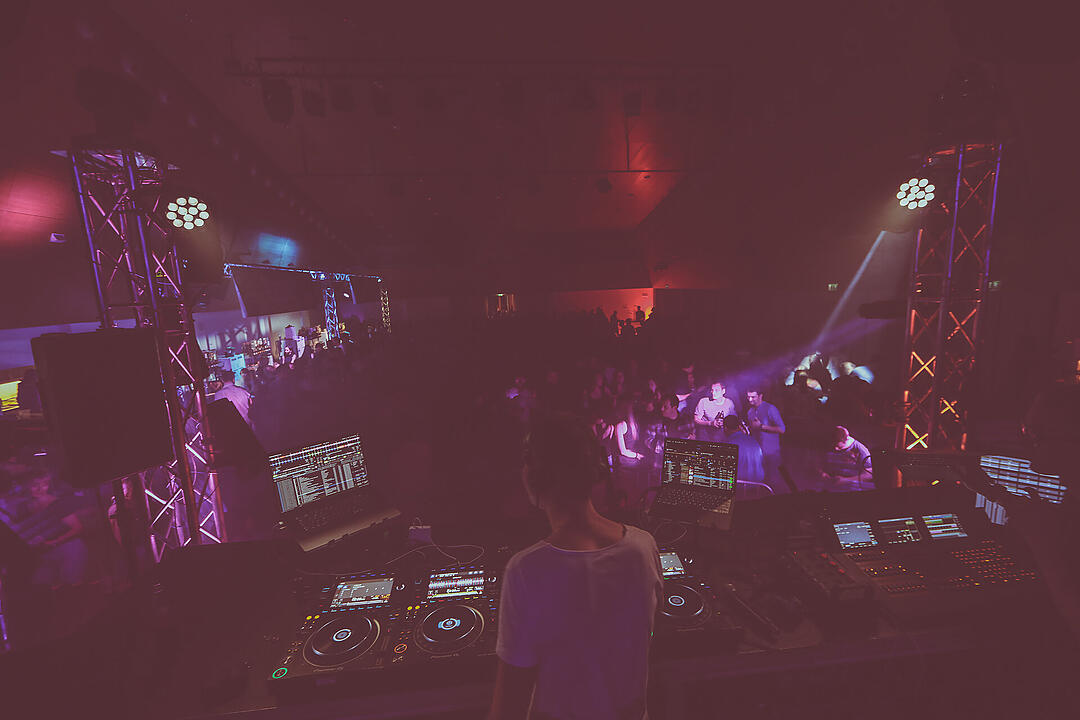 DJ INC & DJ NOSC