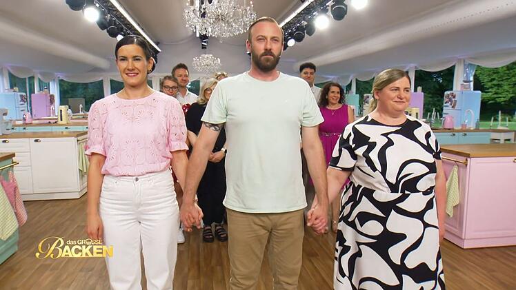 Bianca Valenta (links), Oxana Lass und Andre Legenhausen treten im Finale von "Das gro&szlig;e Backen" gegeneinander an.