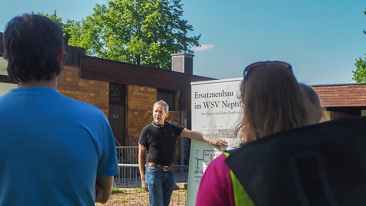 Bamberg: "Fahrradausflug durch die Welterbestadt" - Rund 30 B&uuml;rger in Bamberg on Tour