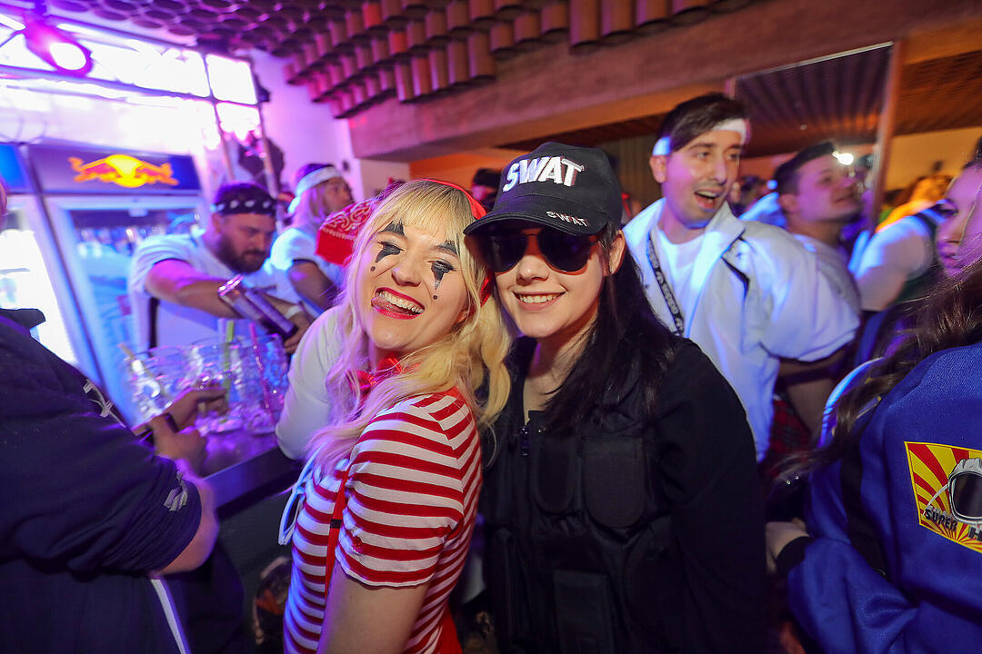 Beste Partystimmung in der Stadthalle