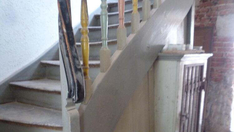 Treppe mit gedrechseltem Geländer