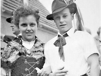 Oswald Hackel und Helga Lang, seine spätere Frau, beim Plantanz 1953 Repro: Gerd Fleischmann