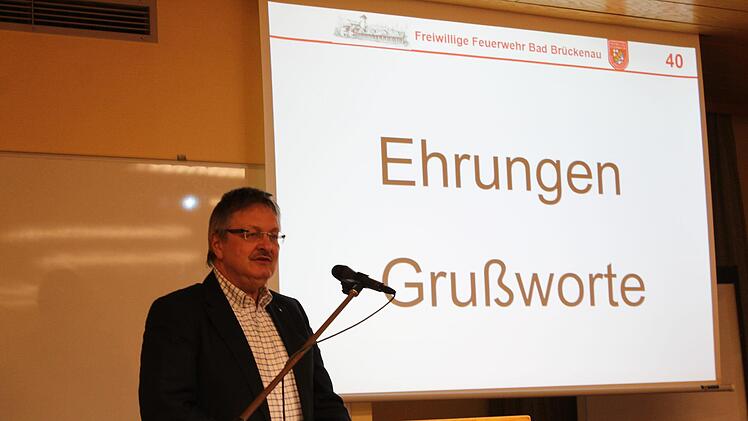 3. Bürgermeister Dieter Seban leitete die Wahlen und sprach ein Grußwort. Sebastian Gerr