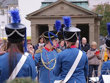 Der Festakt zur Urkundenübergabe beginnt mit einem Standkonzert des Jugendmusikkorps im Kurgarten.