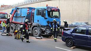 Unfall auf Südwesttangente in Nürnberg-Schweinau