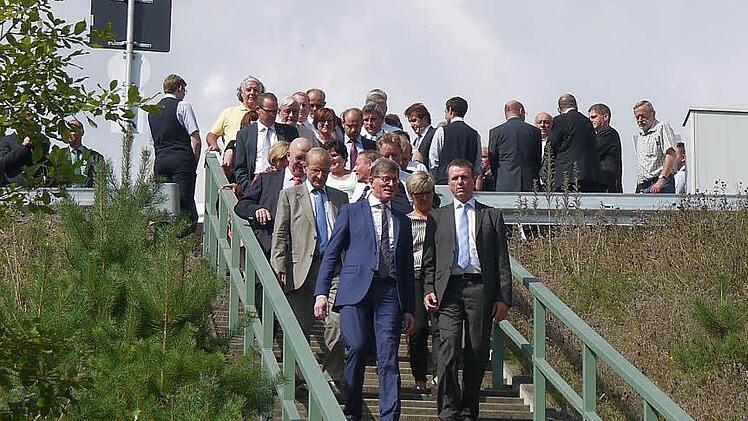 Auf dem Weg zur Premierenfahrt. Foto: Berthold Köhler