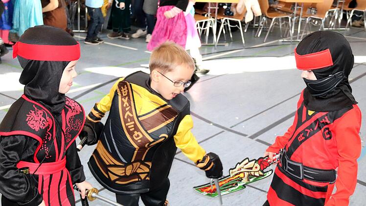 Impressionen vom Kinderfasching     Foto: Johanna Blum