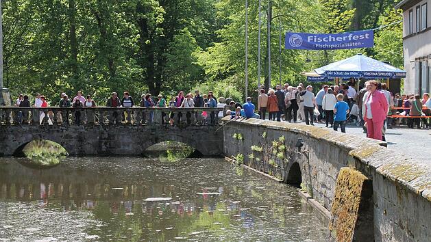 Auch das Fischerfest findet neben dem Fr&uuml;hlingsmarkt  statt. Foto: Herbert Fischer