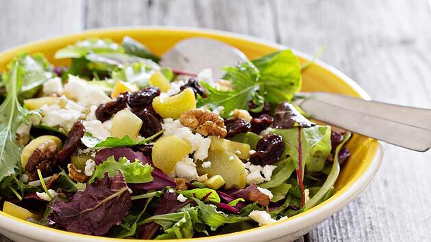 salat-mit-rhabarber.jpg