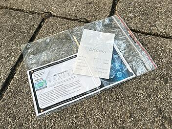 Vorsicht vor dieser Plastiktüte! Bayerisches Landeskriminalamt warnt vor Betrugsmasche