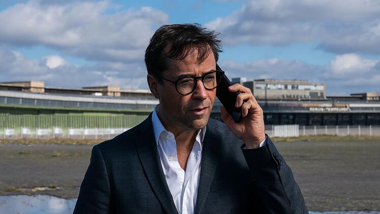 Jan Josef Liefers gibt im Film von 2020/21 einmal mehr den gestressten Juristen Jaochim Vernau.