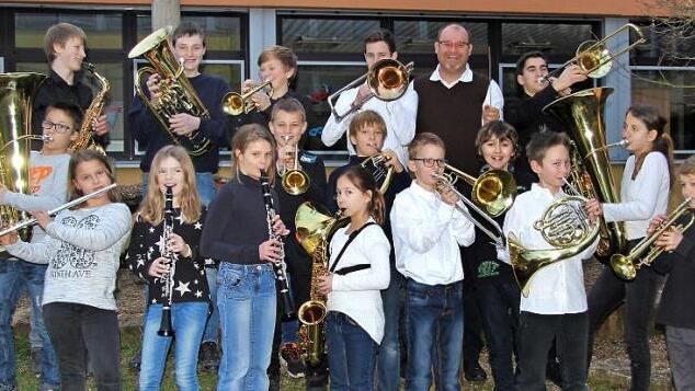 Diese jungen Musiker bestreiten das Konzert am 25. Februar im Rügheimer Schüttbau.  Foto: Gudrun Klopf