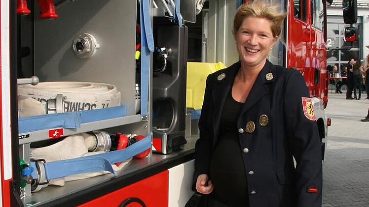 Seit dem Bau des Feuerwehrhauses habe ein regelrechter Baby-Boom  eingesetzt, bestätigt Feuerwehrfrau Evelyn Rummer.