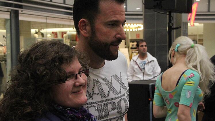 Michael Wendler und seine Fans. Foto: Jürgen Gärtner