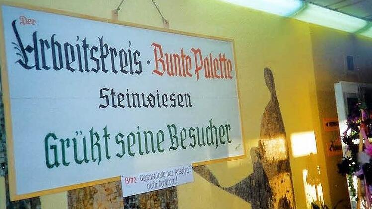 Dieses Schild gibt es seit der ersten Ausstellung 1992 und begrüßt in jedem Jahr die Gäste. Foto: Susanne Deuerling