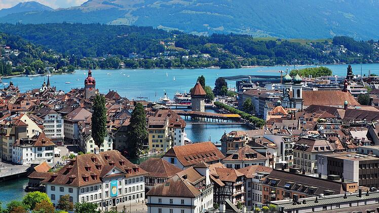 Urlaub wie in einem Märchen: Das bietet dir das malerische Luzern.