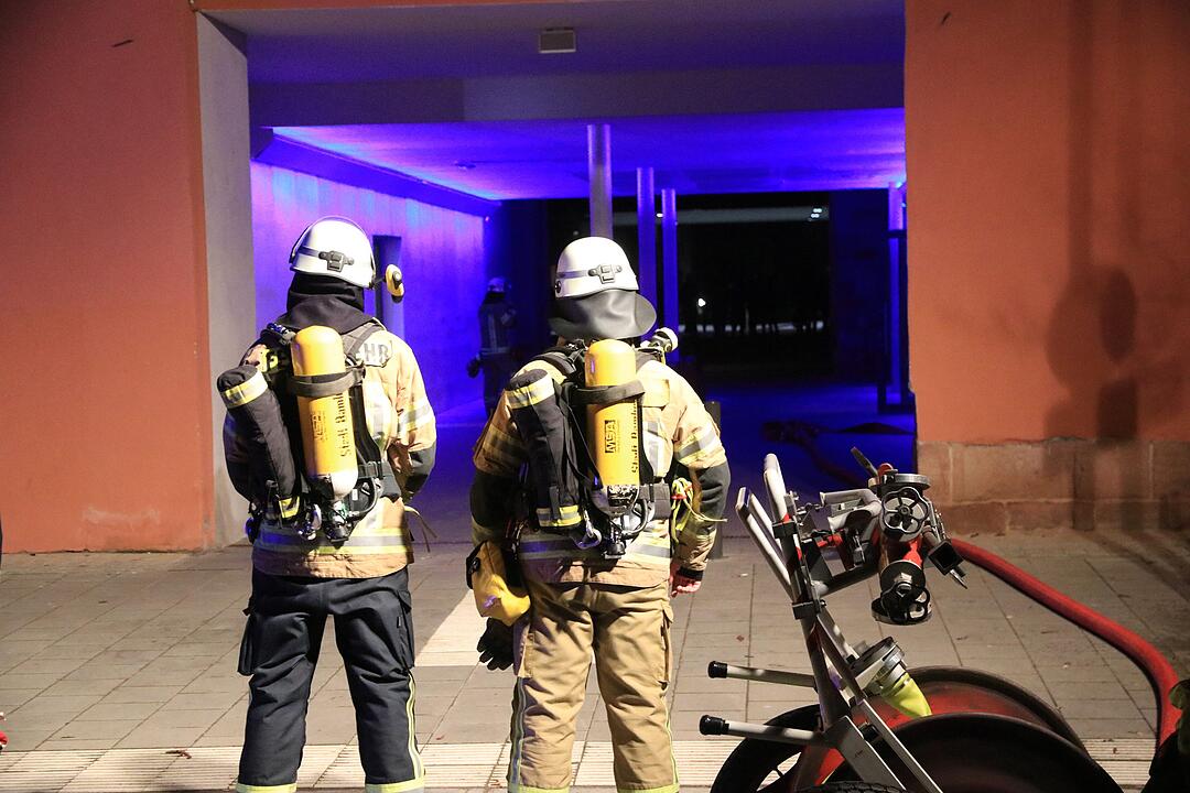 Feuer in Bamberger Studentenwohnheim: Wohnung brennt voll aus