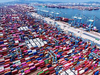 China - Containerterminal Qingdao