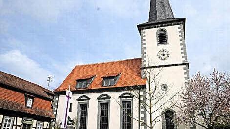 Das 300. Jubiläum der St.Georgskirche wurde am Wochenende in Hellingen gefeiert.