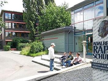In das Berufliche Schulzentrum werden in den nächsten Jahren Millionen investiert. Foto: Archiv/Gabriele Hänseler