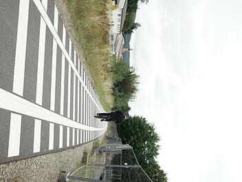 Das frühere Bahnhofsareal wurde in der Bürgerversammlung als unordentlich empfunden. Bürgermeister Jochen Vogel (CSU) verwies darauf, dass der hintere Bereich mit den Wohnmobilstellplätzen als Erstes angegangen werden soll.