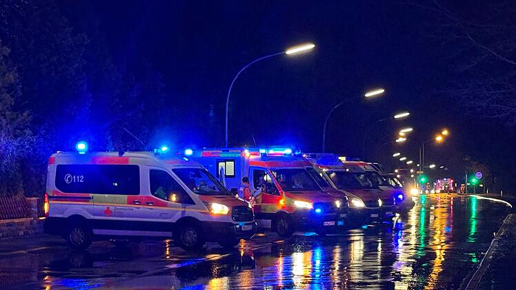 Hof: Detektiv jagt Dieb mit Pfefferspray - 18 Verletzte in Supermarkt