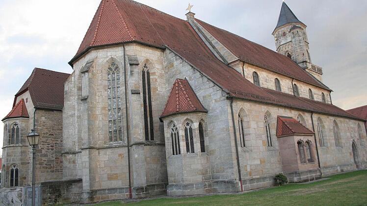 Die Pfarrkirche St. Michael in Neunkirchen kündet von einer großen Vergangenheit. Fotos: fra-press