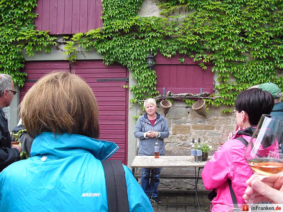 ABO Plus Bus-Wander-Tour Handthal